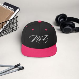 classic-snapback-black-neon-pink-front-669174579f999.jpg